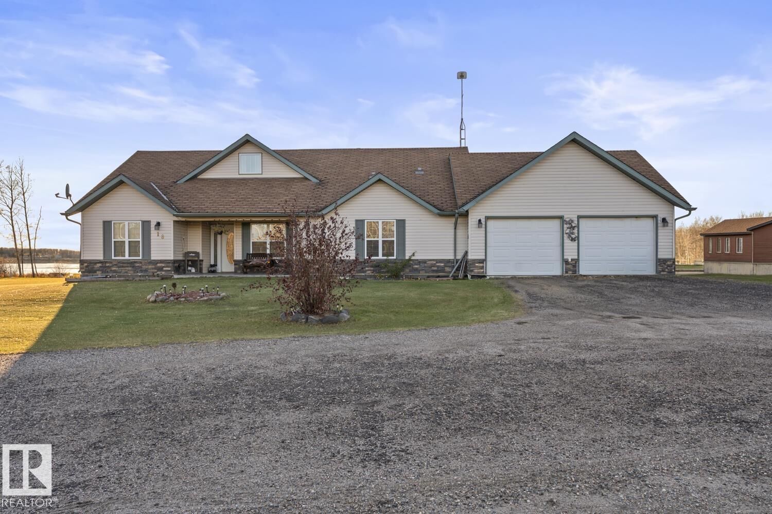 Property Photo:  62412A 420A Range Road  AB T9M 1P2 
