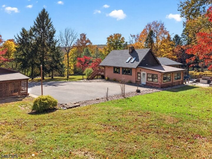 Property Photo: 2 Lois Ln NJ 08827