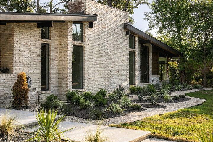 Property Photo:  2510 Underwood Street  TX 77030 