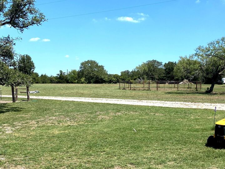Property Photo:  1669 Beaver Creek Circle  TX 77836 