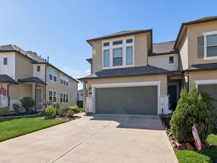 Property Photo:  5516 Clarendon Hills Court  TX 77505 
