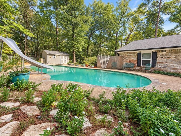 Property Photo:  381 Forest Lane  TX 77340 