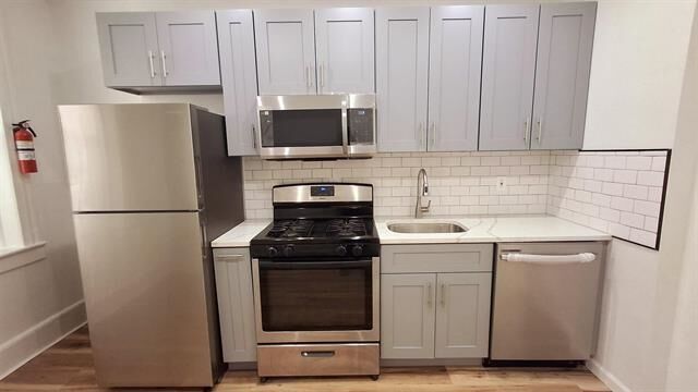 Property Photo:  318 28th St 1R  NJ 07087 