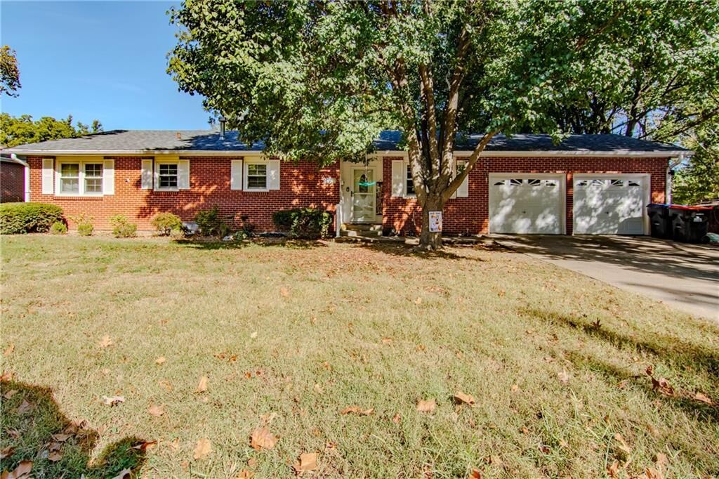Property Photo: 703 Tyler Avenue MO 64093