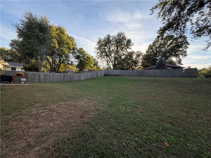 Property Photo:  2605 7th Street  MO 64014 