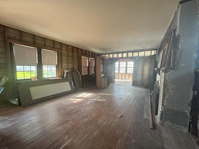 Property Photo:  408 2nd Avenue SE  IA 51301 