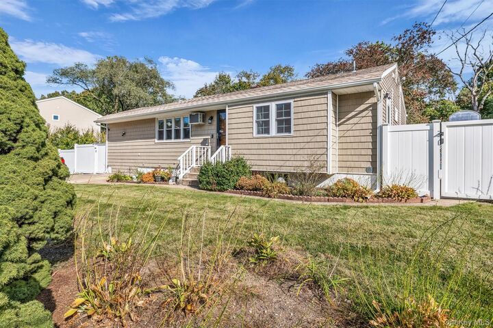 Property Photo:  143 Dovecote Lane  NY 11722 