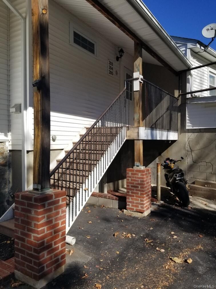 Property Photo: 105 Towners Road 205 NY 10512
