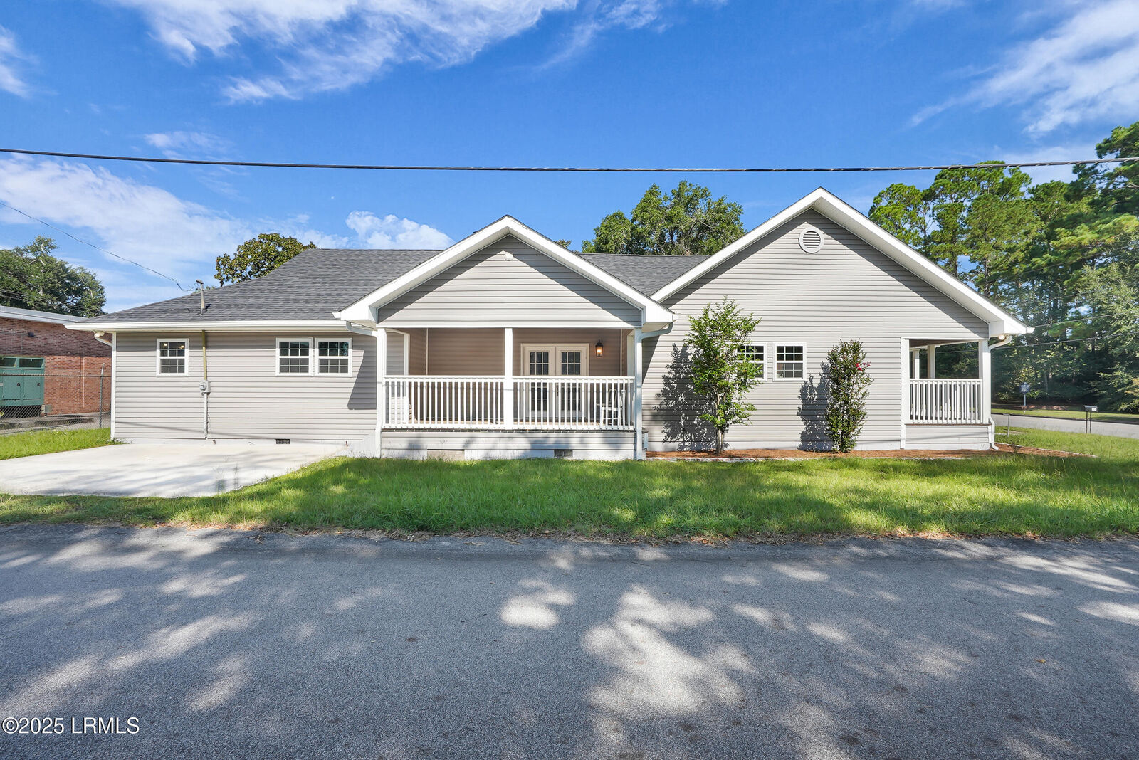 Property Photo: 401 Mulberry Street W SC 29924
