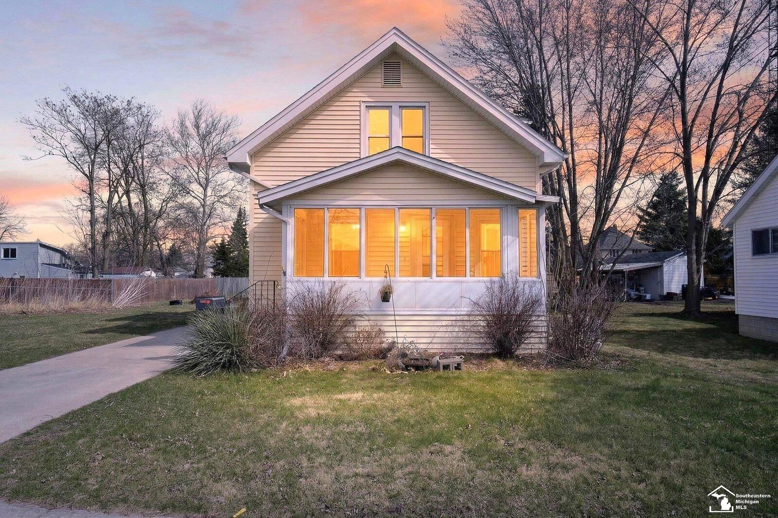 Property Photo: 321 Cherry MI 49228
