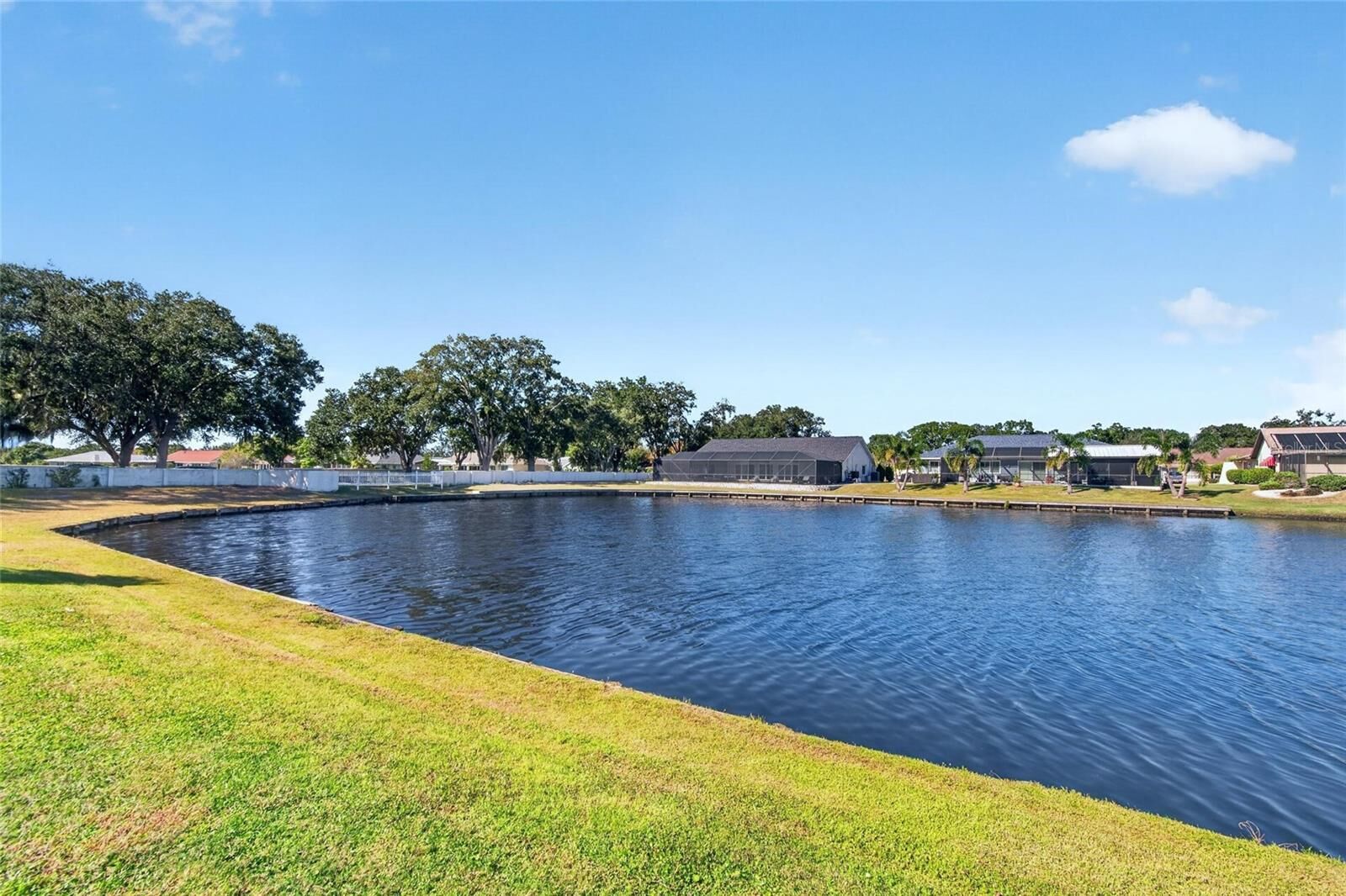Property Photo:  2023 El Rancho Drive  FL 33573 