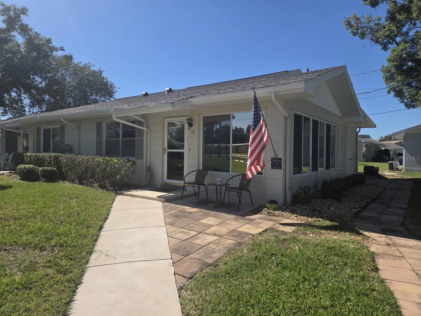 Property Photo:  1902 Dandridge Street 10  FL 33573 