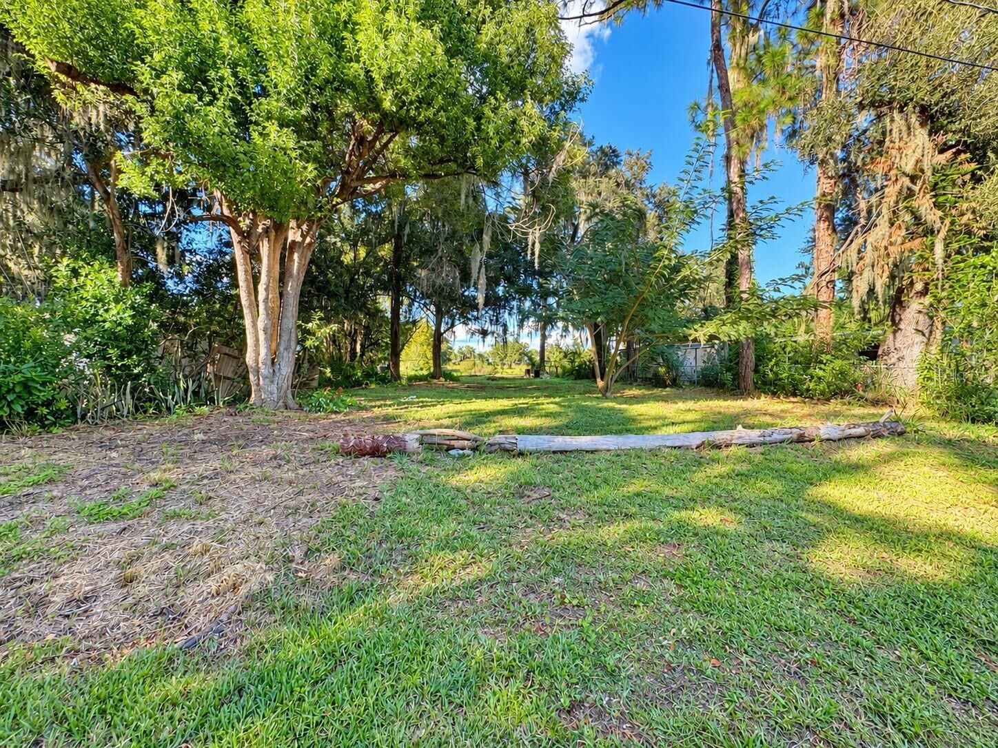 Property Photo:  701 Marianna Road  FL 33823 