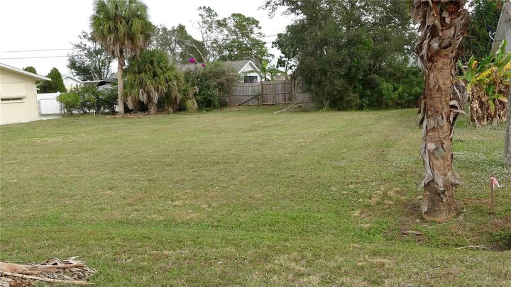 Property Photo: Granada Boulevard FL 34287