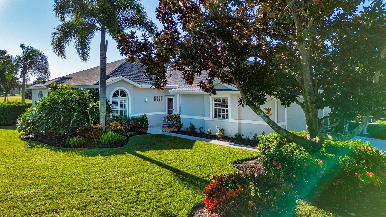 Property Photo:  4901 Chase Oaks Drive  FL 34241 