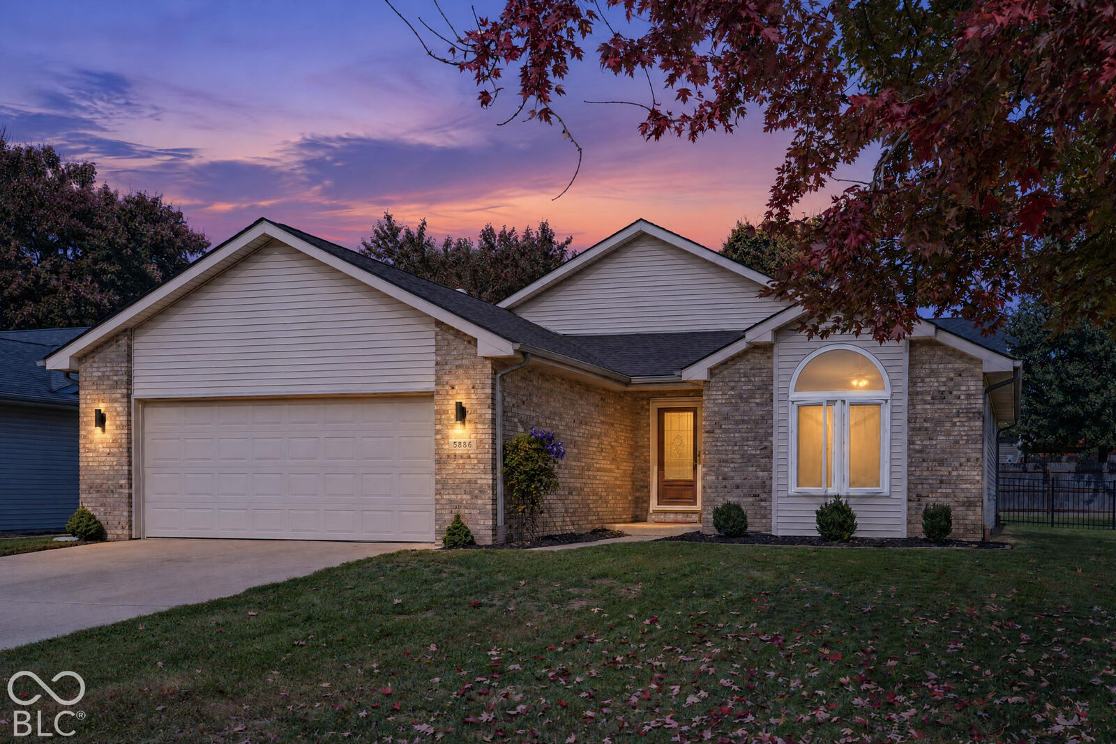 Property Photo: 5886 Regency Drive IN 47203