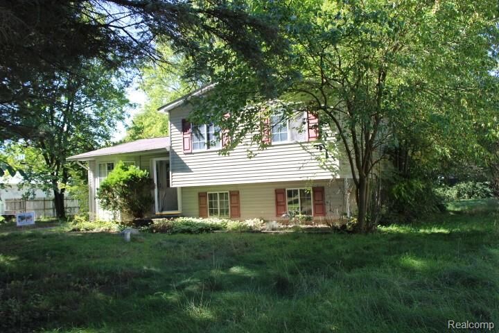 Property Photo: 5841 Gracelawn Street MI 48461 9635