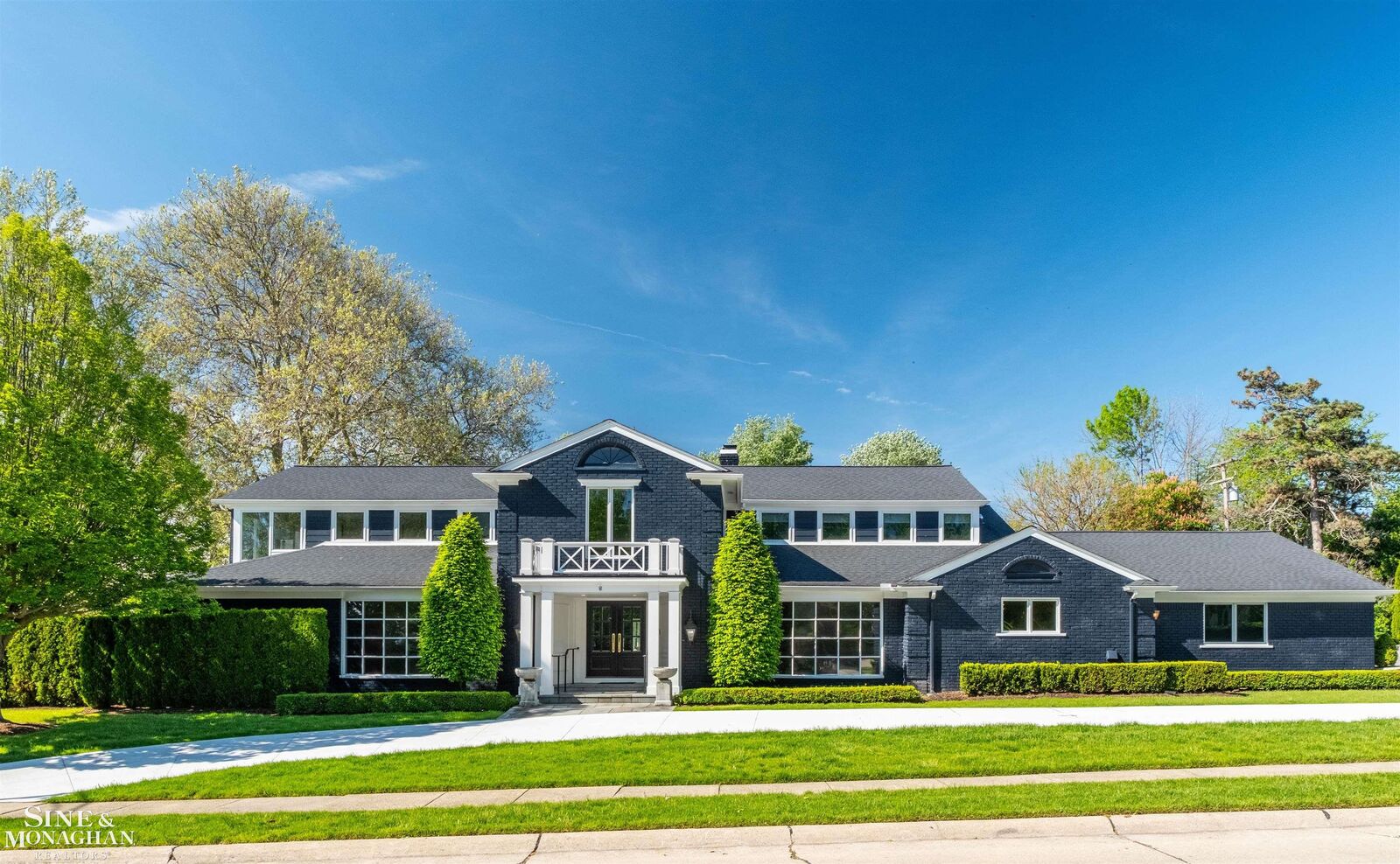 Property Photo:  89 Lake Shore Road  MI 48236 