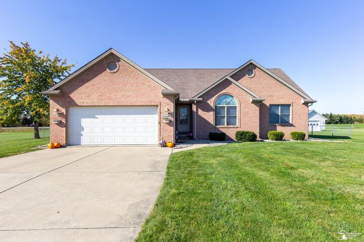 Property Photo: 9100 E Monroe Road 9100 Northwood Dr MI 49229