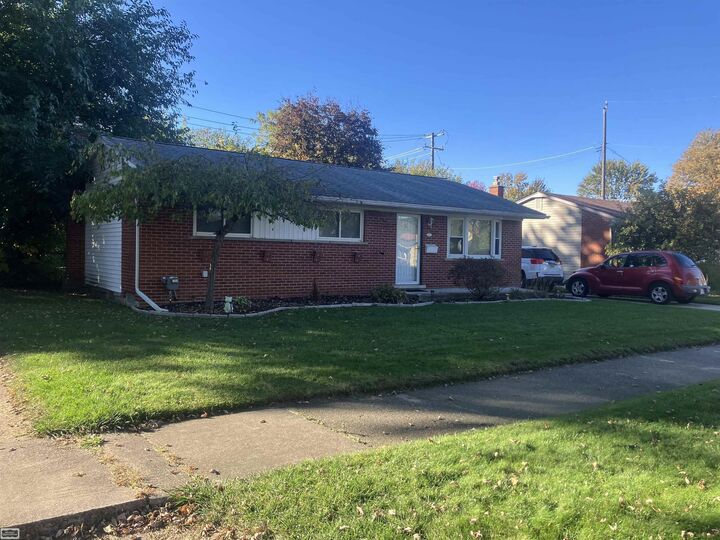 Property Photo:  41203 Paign Drive  MI 48313 