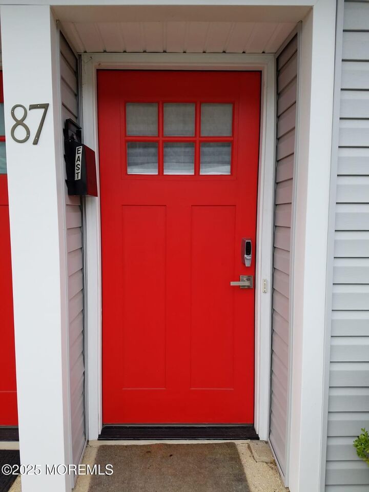 Property Photo:  87 Poplar Avenue  NJ 07723 