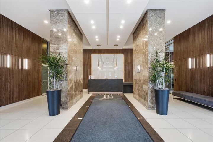 Property Photo:  655 W Irving Park Road 1517  IL 60613 