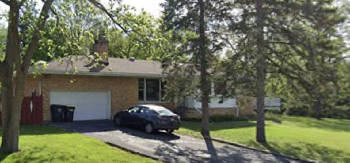 Property Photo: 1273 Roberta Court IL 60139