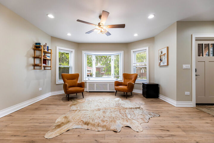 Property Photo:  6017 S Monitor Avenue  IL 60638 