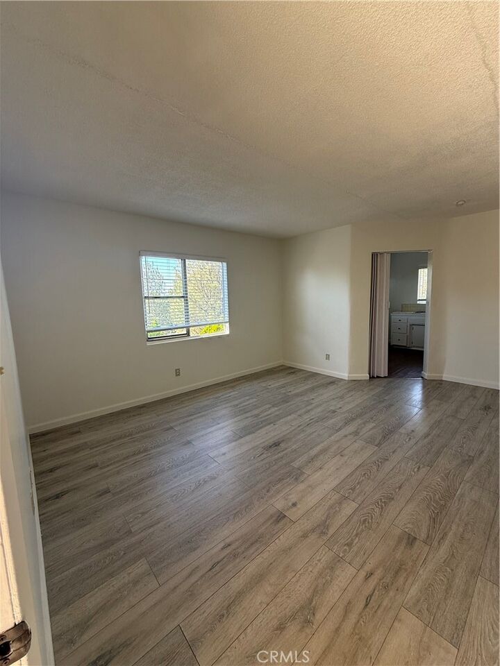 Property Photo:  13702 S Penn Street  CA 90602 