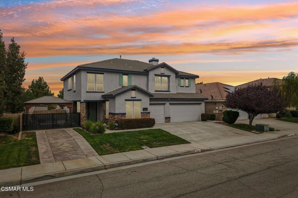 Property Photo:  3619 Sungate Drive  CA 93551 