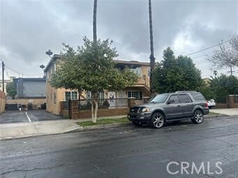 Property Photo:  6905 Agnes  CA 91605 