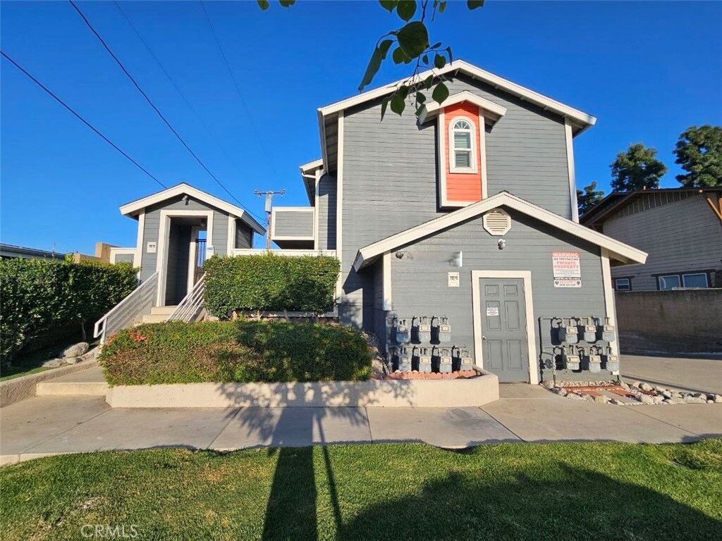 Property Photo: 1120 Nicklett Avenue B CA 92833