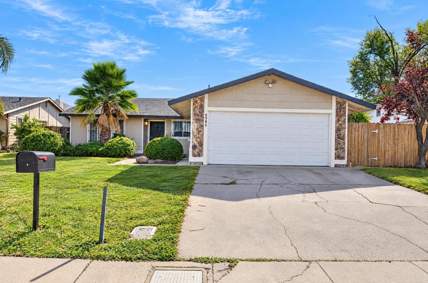 Property Photo: 6583 Blanche Dell Drive CA 95824