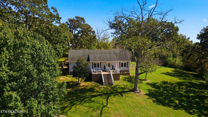 Property Photo:  220 County Road 265  TN 37826 