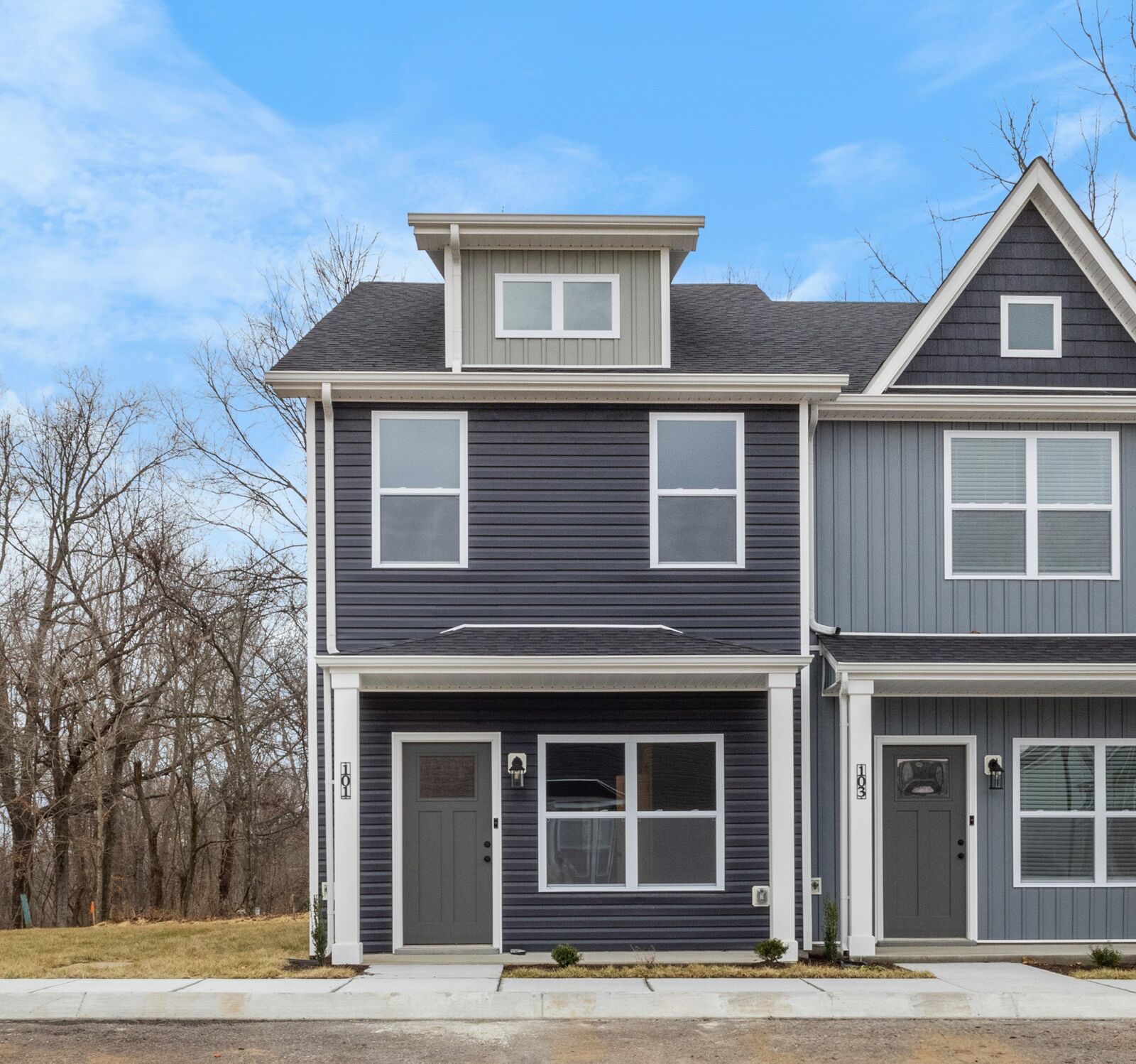 Property Photo: 336 Front Ridge Circle TN 37040