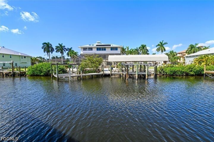 Property Photo: 17911 Grey Heron Court FL 33931