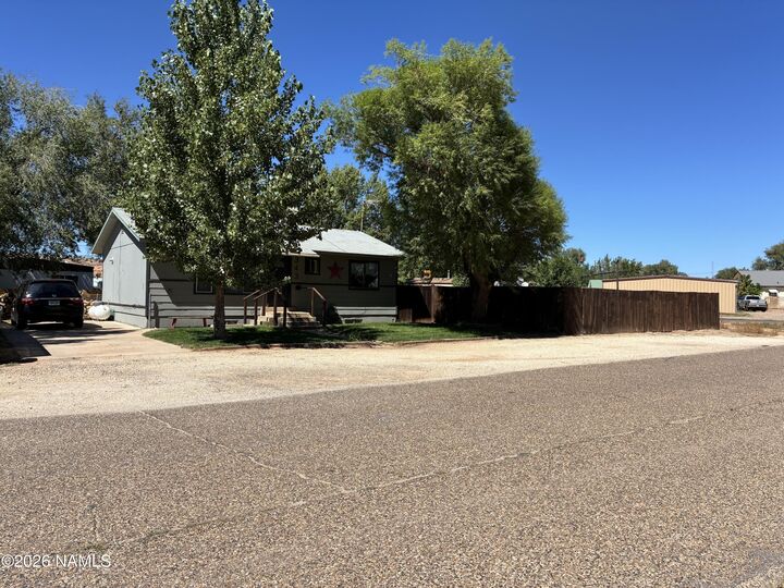 Property Photo:  343 N Navajo Drive  AZ 86022 