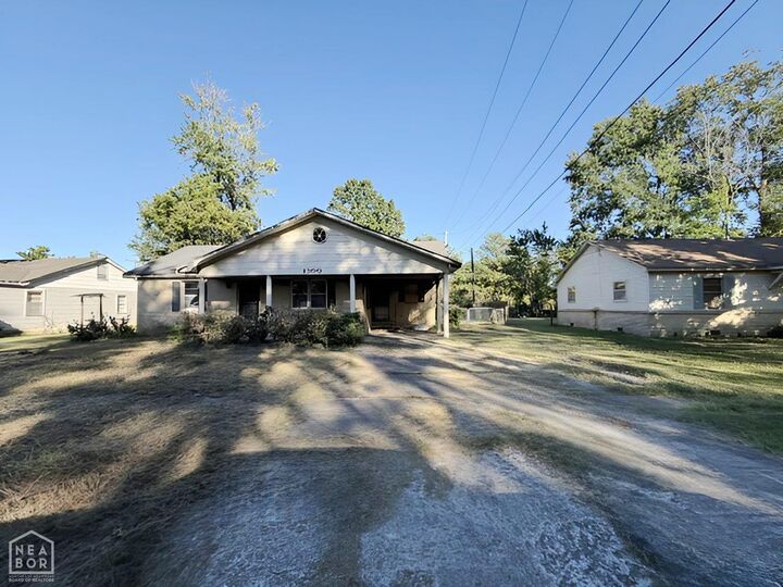 Property Photo: 1300 N Broadway Street AR 72315