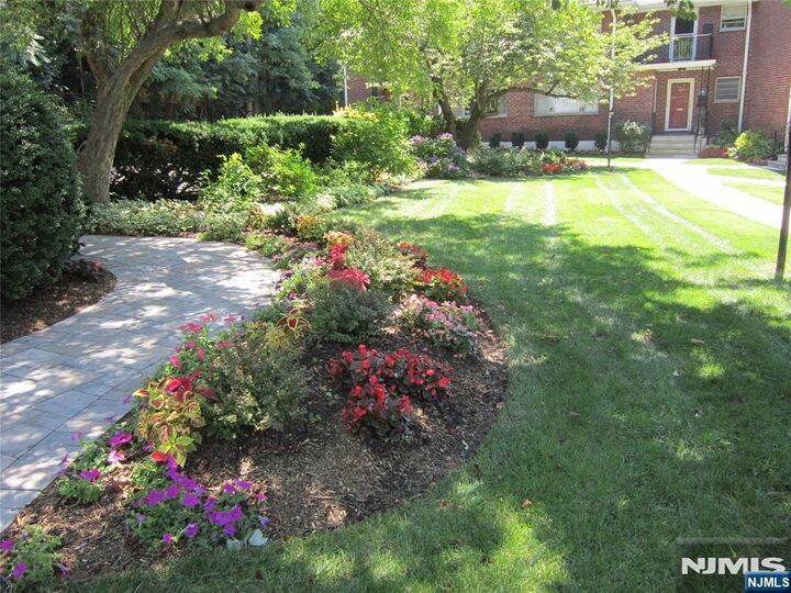 Property Photo:  309B Grand Avenue 309B  NJ 07631 