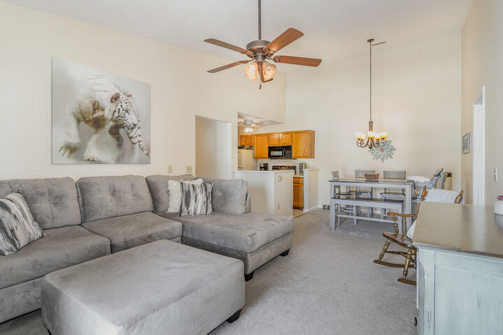 Property Photo:  10112 Carnation Court  KY 41042 