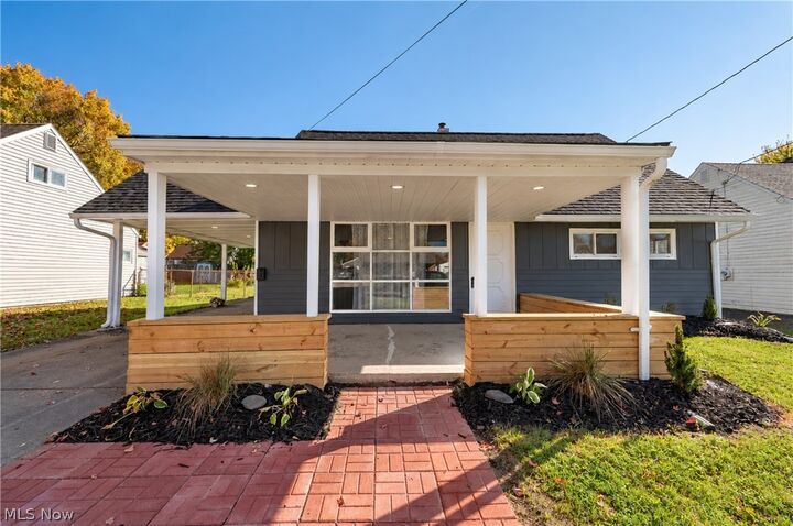 Property Photo: 345 N Edgehill Avenue OH 44515