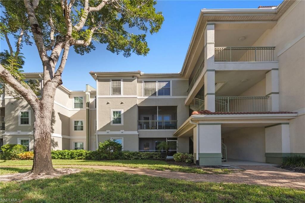 Property Photo: 23710 Walden Center Dr 304 FL 34134