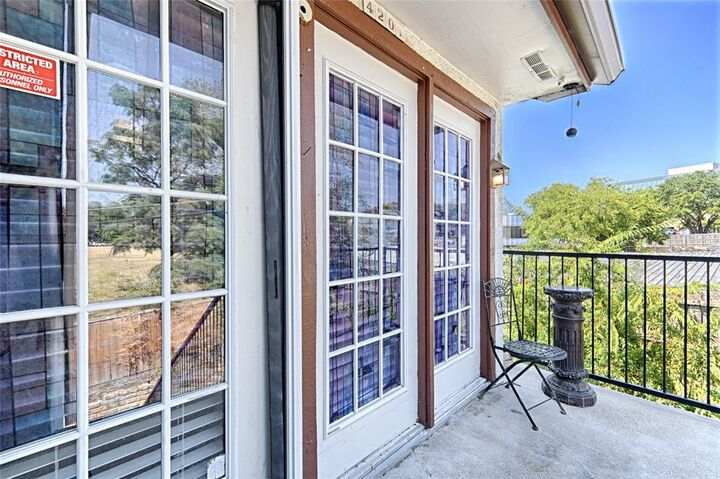 Property Photo: 13219 Emily Road 4201D TX 75240