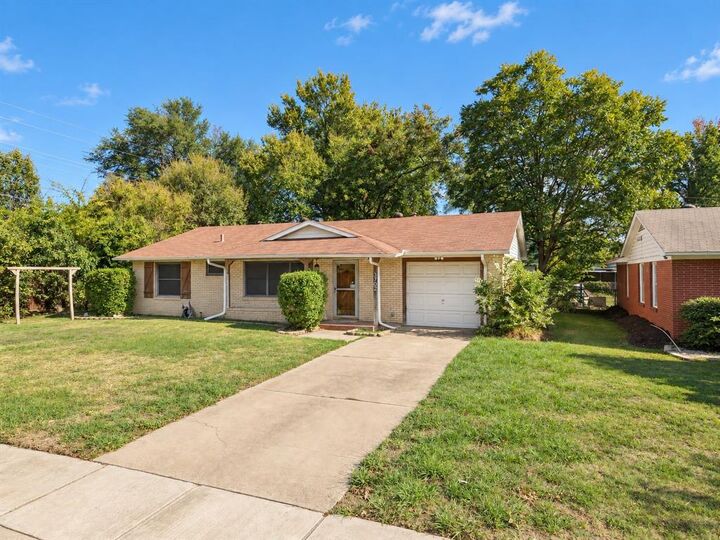 Property Photo:  3702 Tam O Shanter Drive  TX 75150 