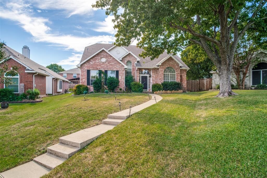 Property Photo:  4309 Sarasota Lane  TX 75070 