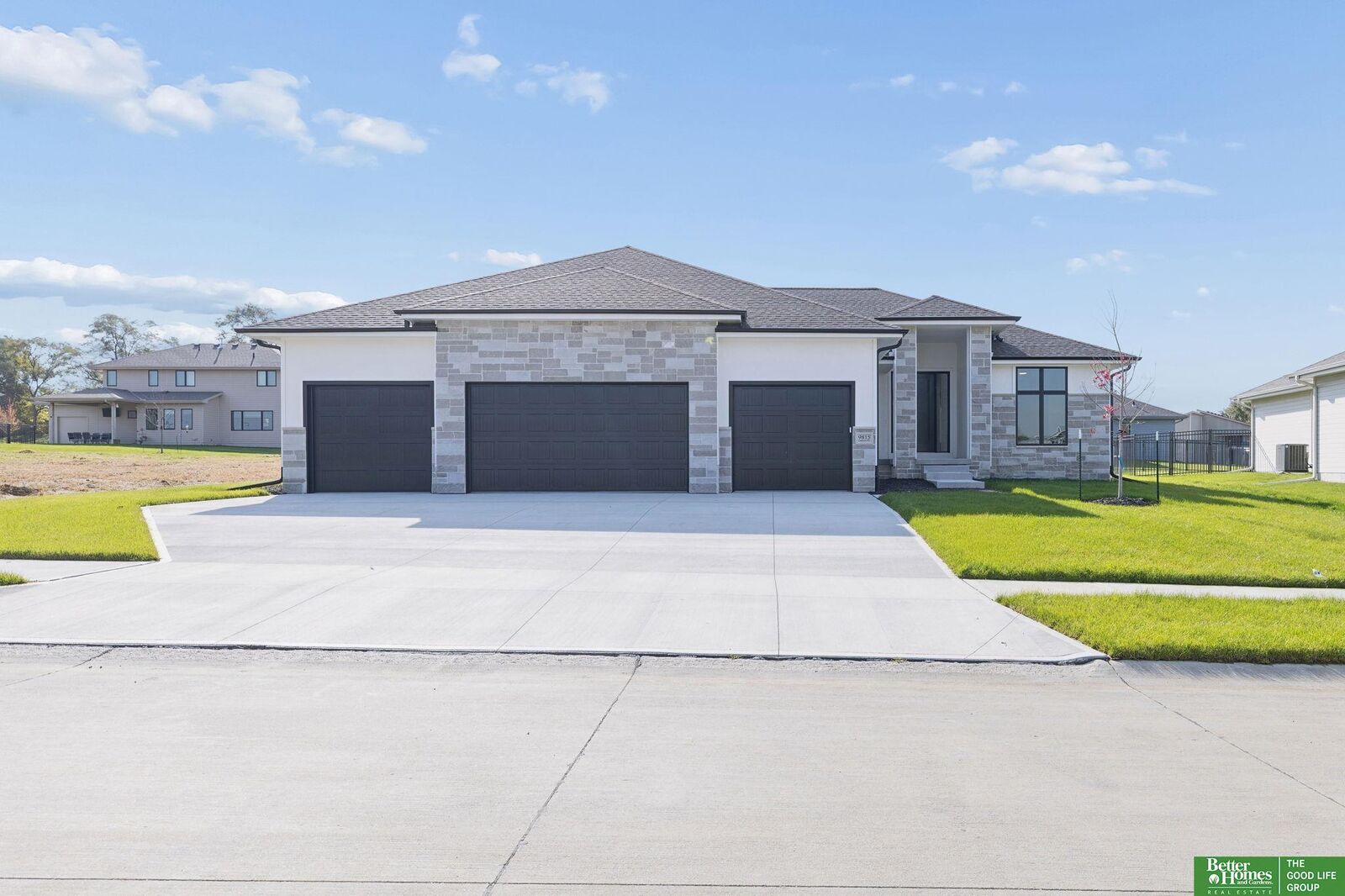 Property Photo:  9815 Cumberland Drive  NE 68046 