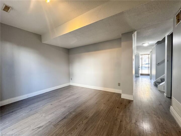 Property Photo:  7340 Copenhagen Road 34  ON L5N 2S5 