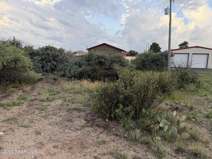 Property Photo:  16220 S Black Mountain Road  AZ 86333 