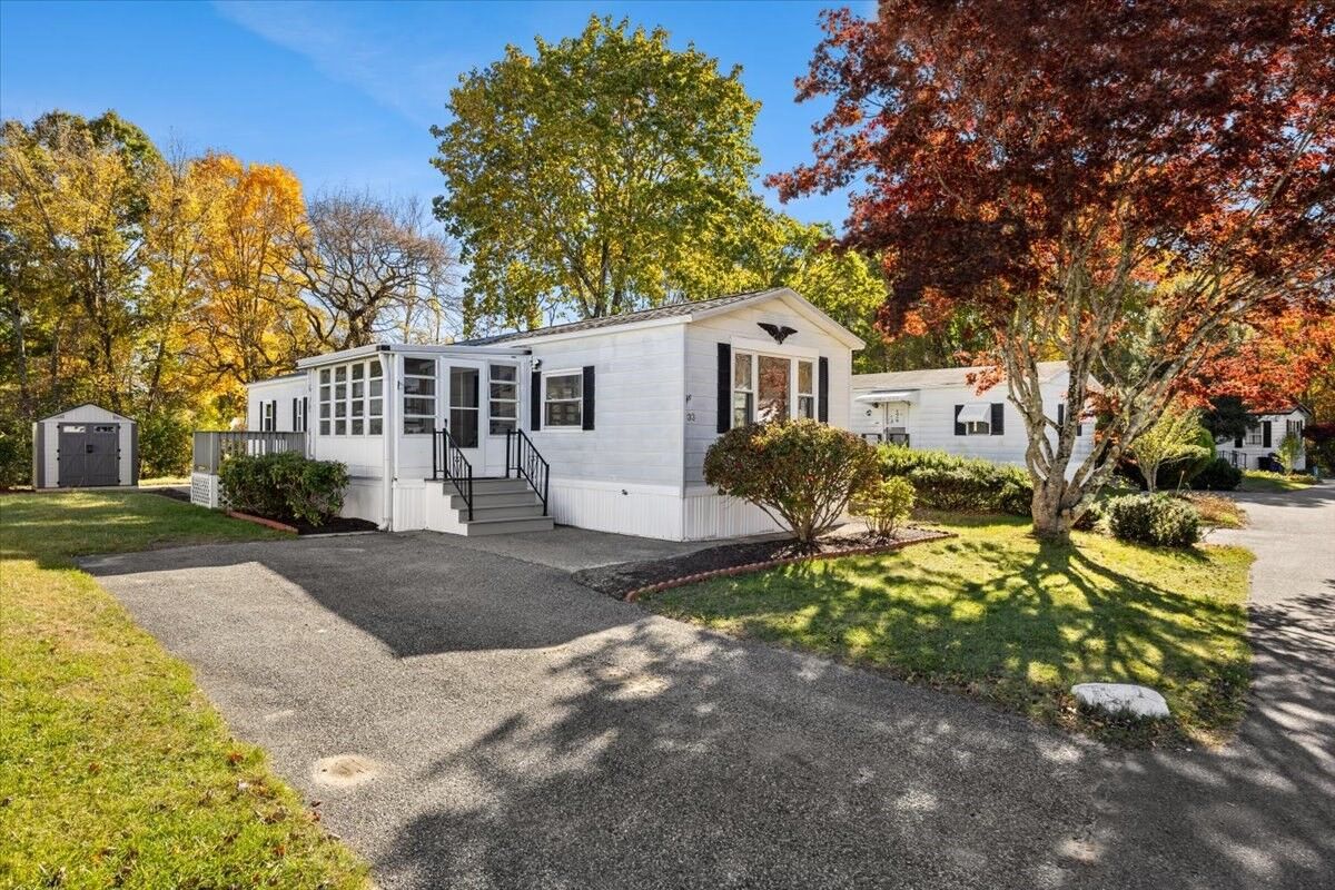 Property Photo:  33 Thayer  MA 02780 