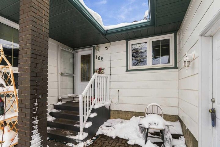 Property Photo:  186 Clenell Crescent  AB T9K 1L2 